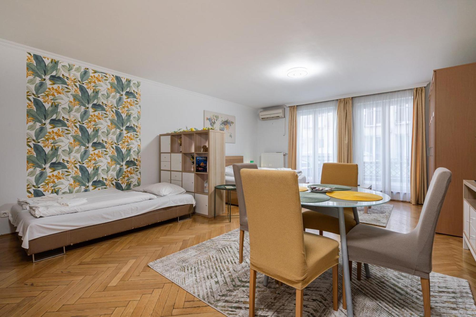 Moonlit Muse Studio Home Budapest Esterno foto